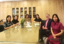 GẶP MẶT CHUYÊN GIA CỦA TỔ CHỨC PUM (HÀ LAN)