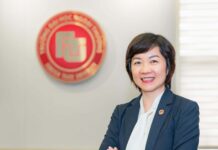 KHOA TIẾNG ANH CHUYÊN NGÀNH CHÚC MỪNG PGS.TS NGUYỄN MINH HẰNG ĐƯỢC BỔ NHIỆM GIỮ CHỨC VỤ PHÓ HIỆU TRƯỞNG TRƯỜNG ĐẠI HỌC NGOẠI THƯƠNG